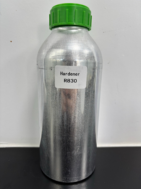R830 多异氰酸酯固化剂 – 高性价比，耐热耐黄变，72h耐水解